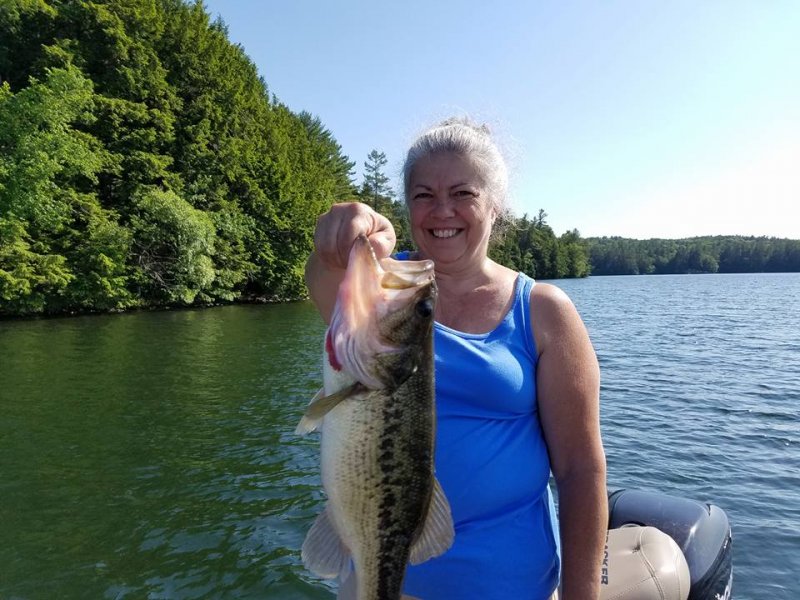 Maine Bass Fishing! CPR  Well got up to Webber pond by 10 this